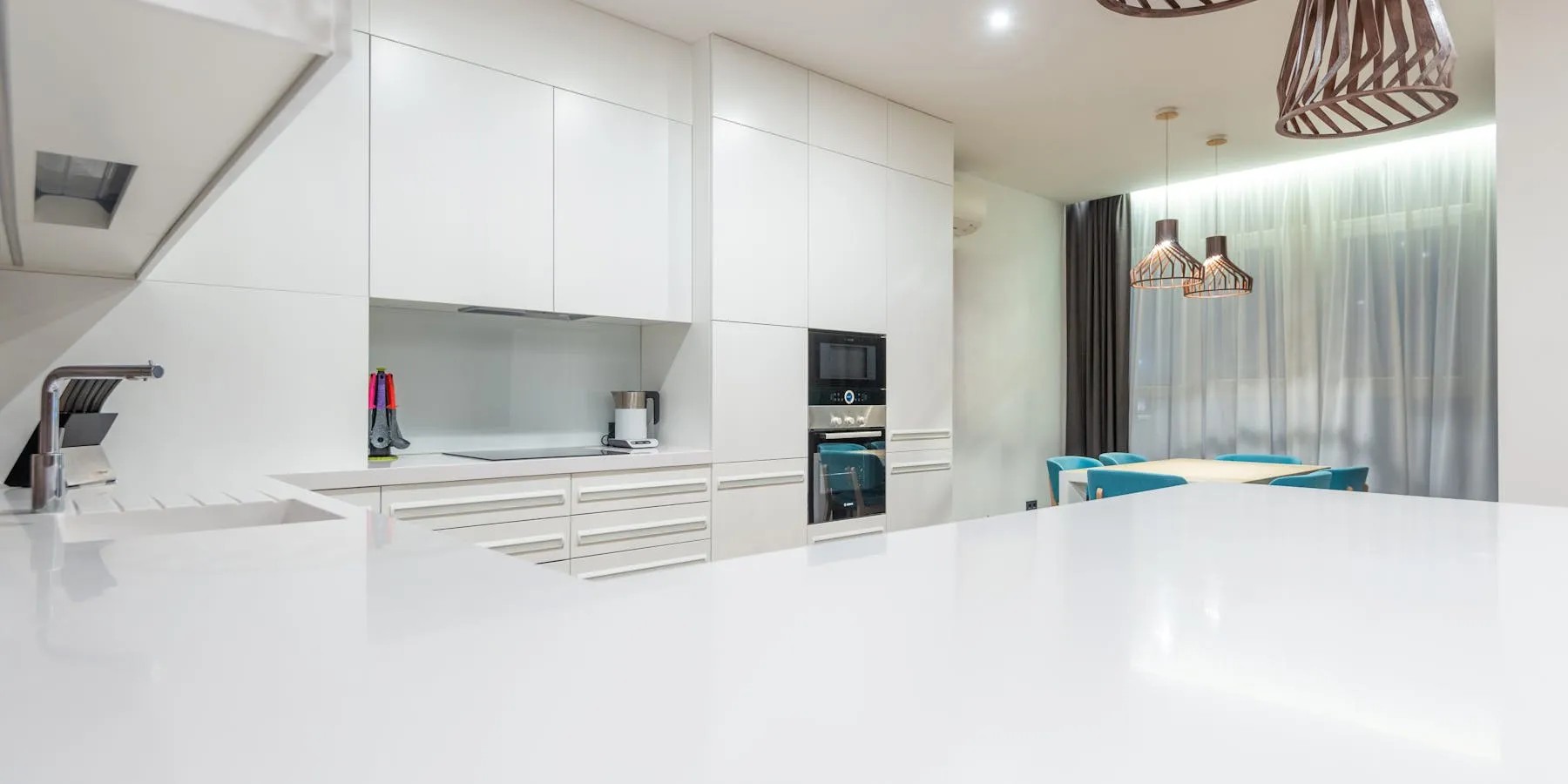 Empty bright kitchen ready for move-out walkthrough
